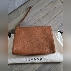 Cuyana Brown Leather Wristlet